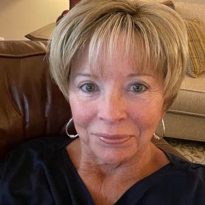 Meet your Posher, Phyllis